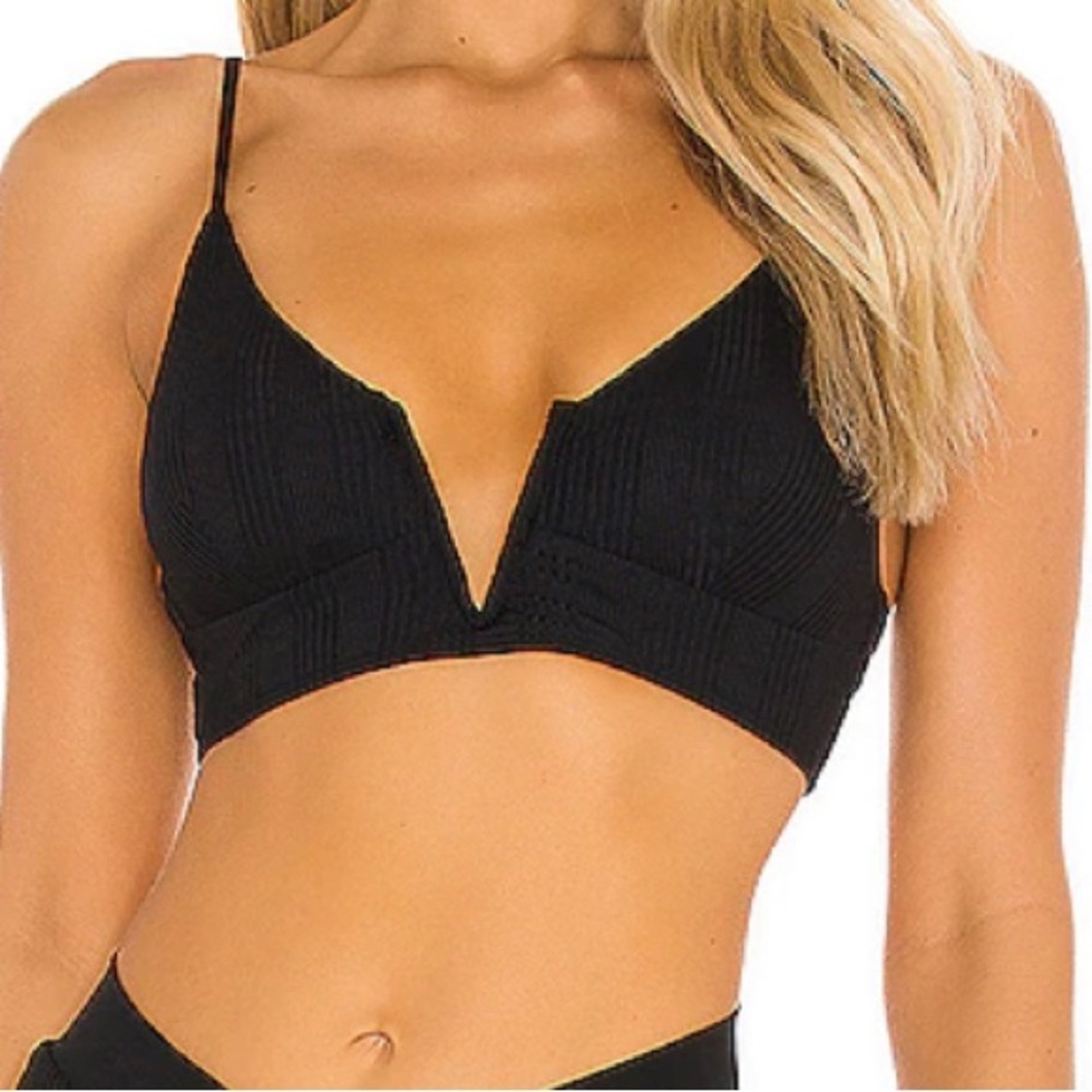 NWT L*Space Siren Top Black Size Small.